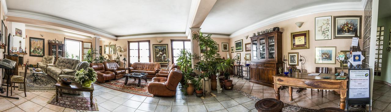 פיסטויה Tuscany Nice Stay מראה חיצוני תמונה